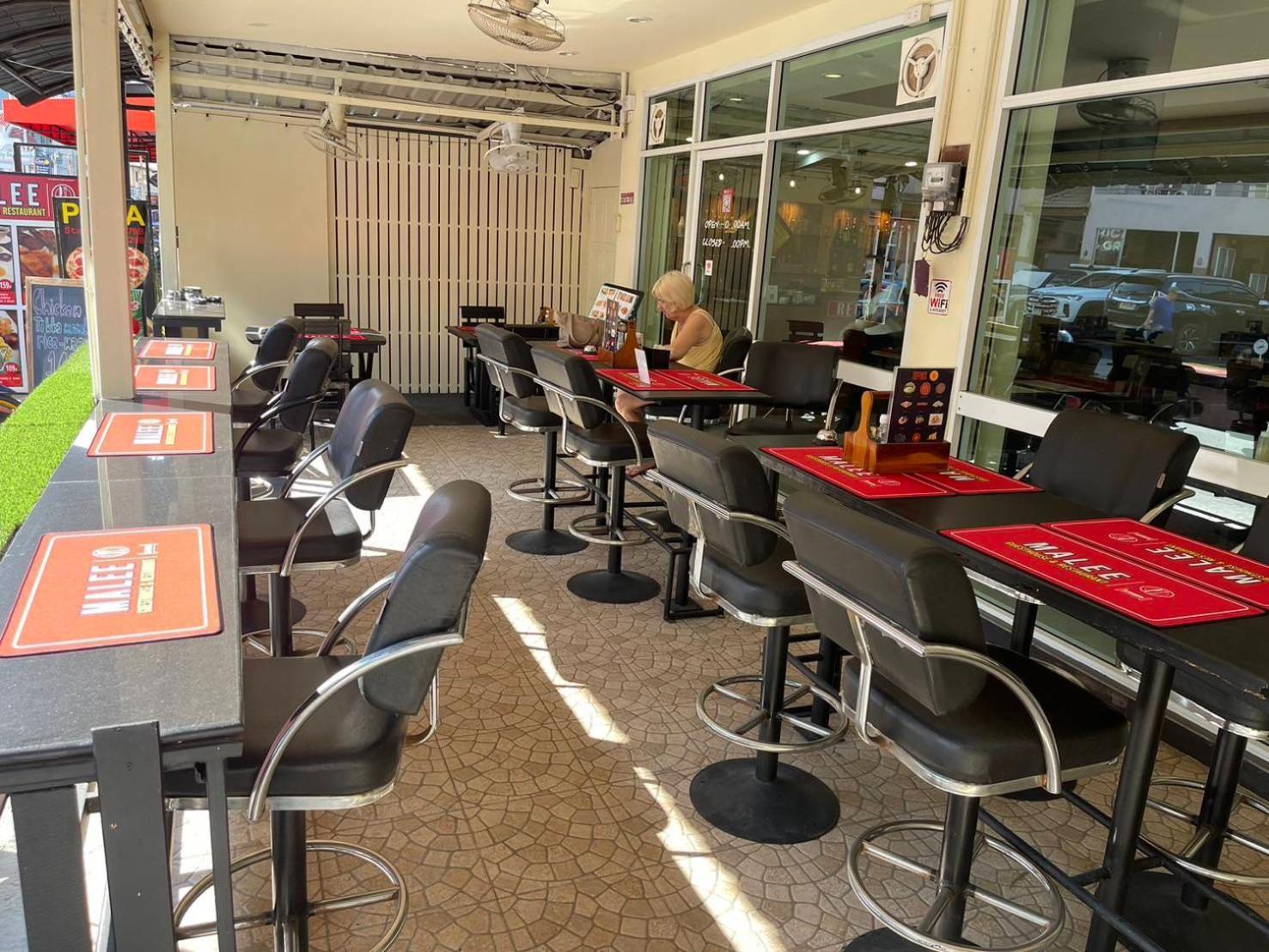 Malee Guesthouse And Restaurant Pattaya Zewnętrze zdjęcie